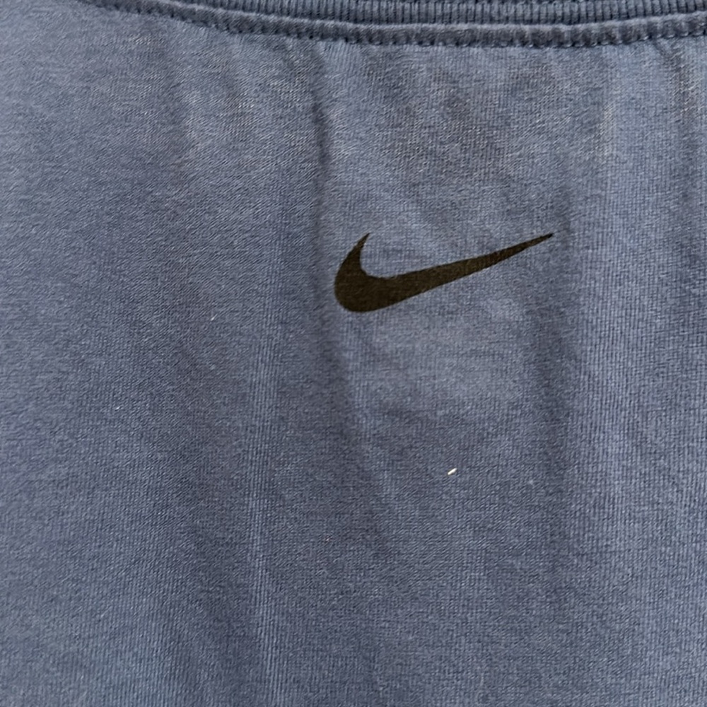 Nike Tee - Picture 6 of 6